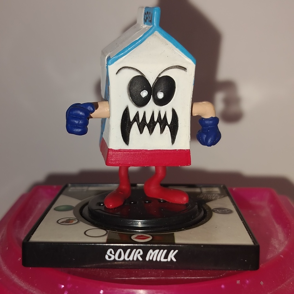 WizKids Creepy Freaks Collectible Mini Figure Game Piece With Base Sour Milk 035